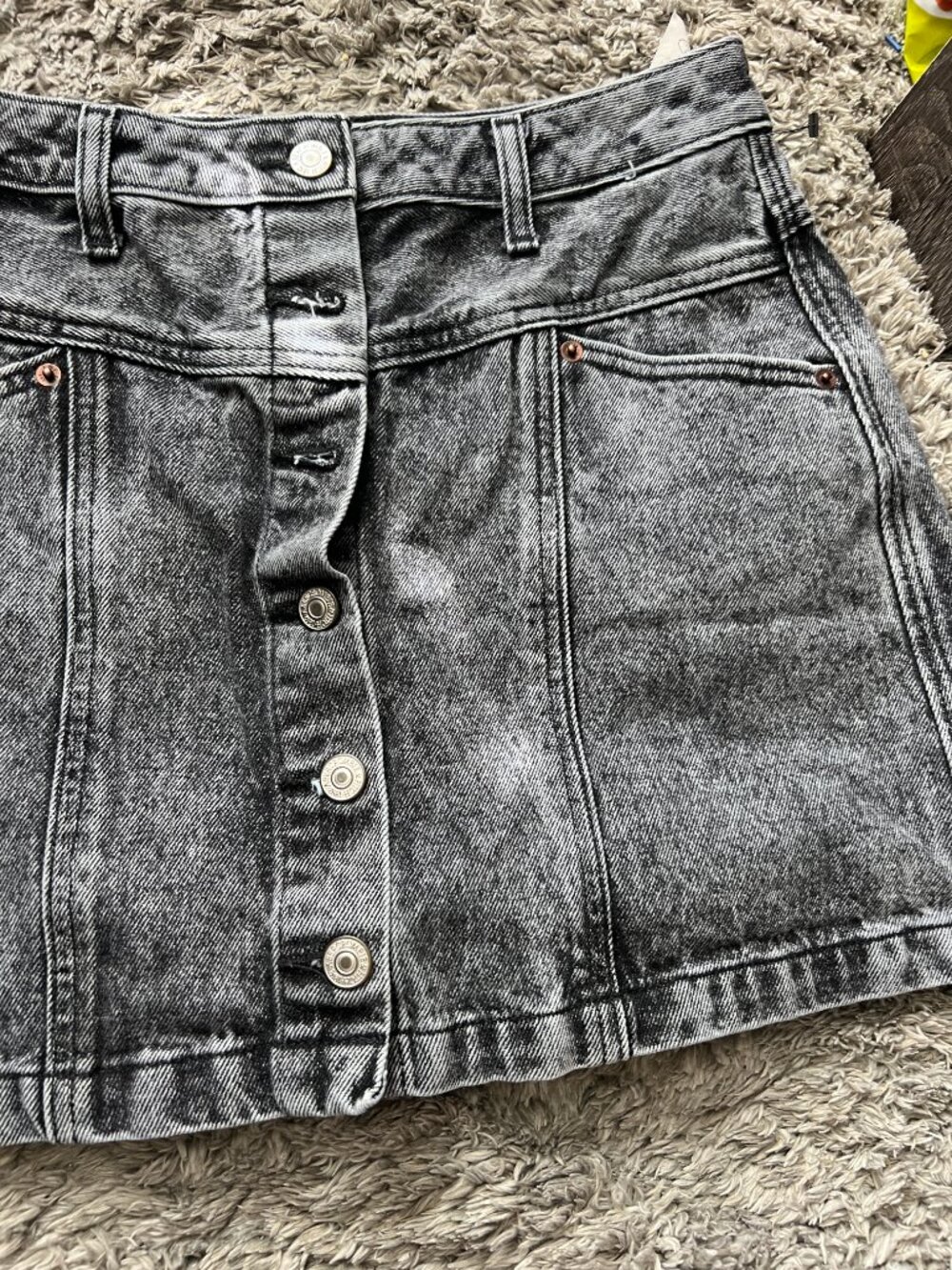 Abercrombie & Fitch black skirt size 27/4 - Picture 3 of 6
